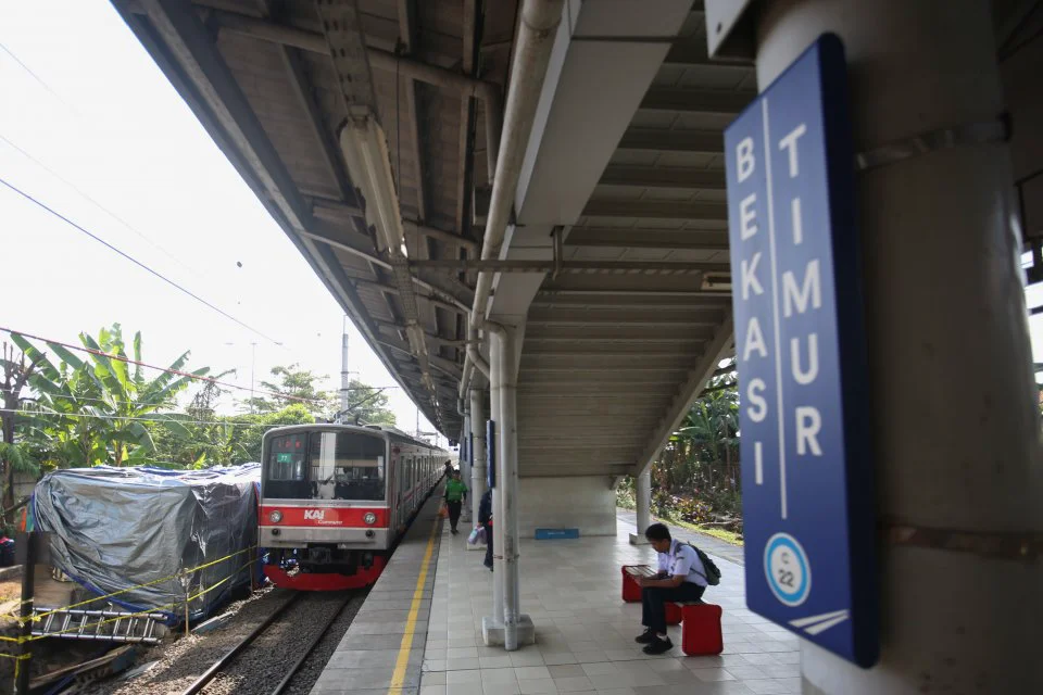 Stasiun_Bekasi_Kembali_Dibuka_Setelah_Kecelakaan_KRL_dan_KA_Argo-2026_04_30-05_02_26_9c60c9c204b54743d14c0b6d70dae6f1_960x640_thumb