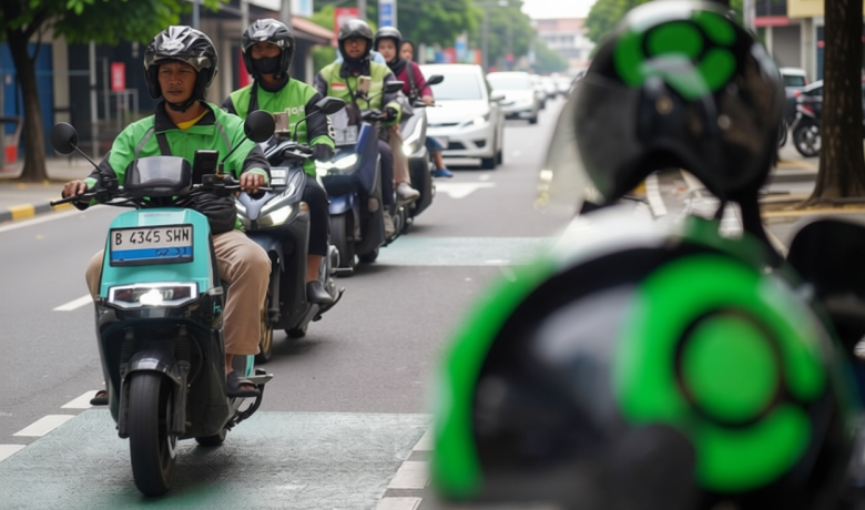 New Policy: [Foto] Angin Segar Bagi Ojol, Mulai 1 Juli Grab dan Goto Terapkan Komisi 8%