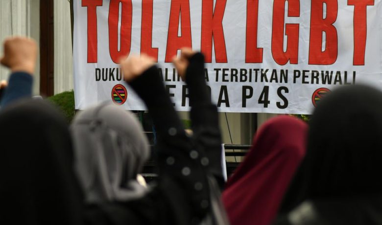 Latest Program: Pemerintah Tetapkan LGBT sebagai Ancaman, Bagaimana Aturan di Negara Lain?