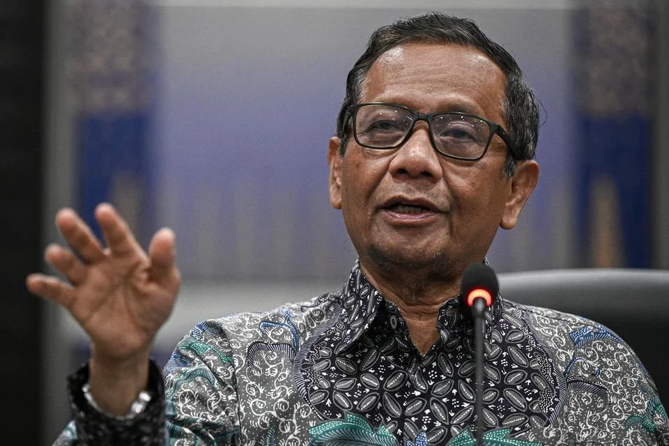 Mahfud: Pengalihan Perkara Eks Jampidsus ke Kejaksaan Janggal – Tak Sesuai KUHAP