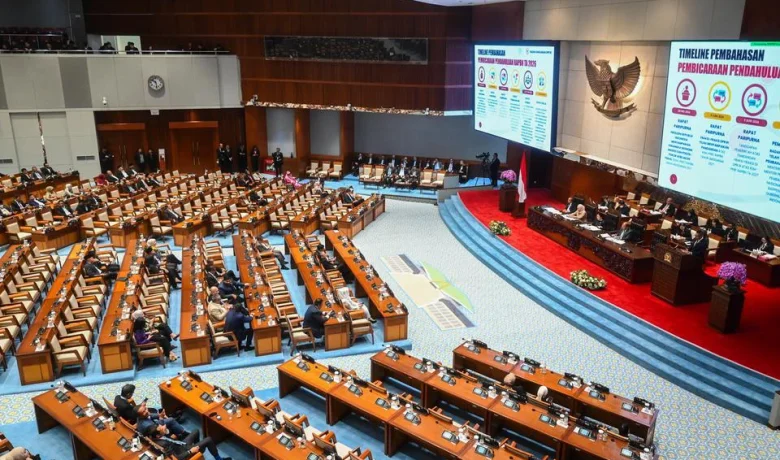 Topics Covered: Muncul Wacana DPR Gunakan Hak Angket Kasus Febrie, Bagaimana Progresnya?