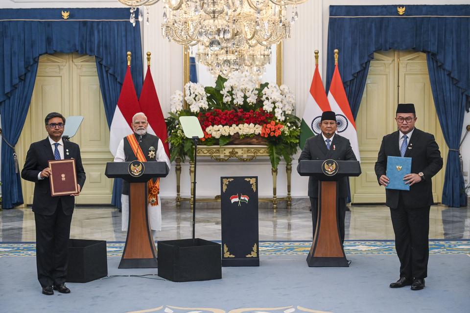 Topics Covered: Kesepakatan Prabowo – Modi: Bangun Pelabuhan, Integrasi QR, Restorasi Candi