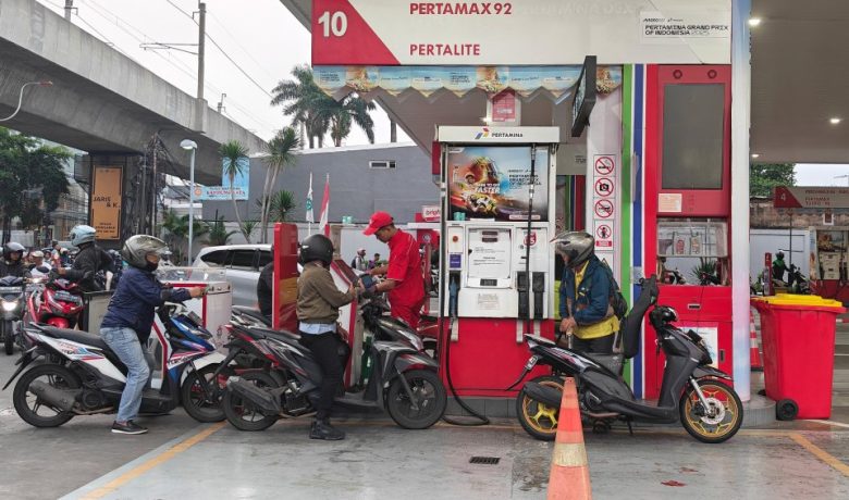 Topics Covered: Bahlil Buka Peluang Harga Pertamax Turun Seiring Penurunan Harga Minyak