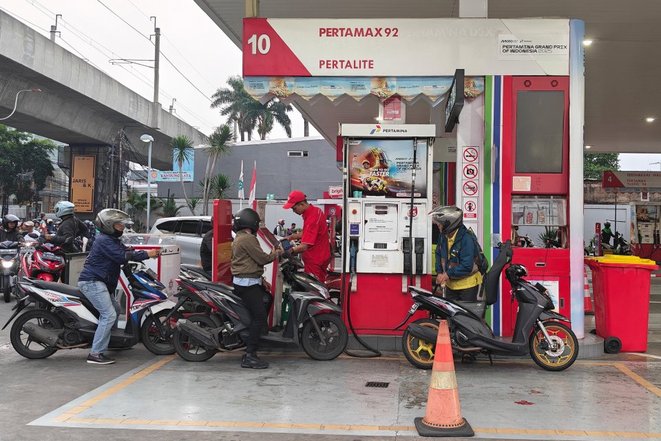 Topics Covered: Bahlil Buka Peluang Harga Pertamax Turun Seiring Penurunan Harga Minyak