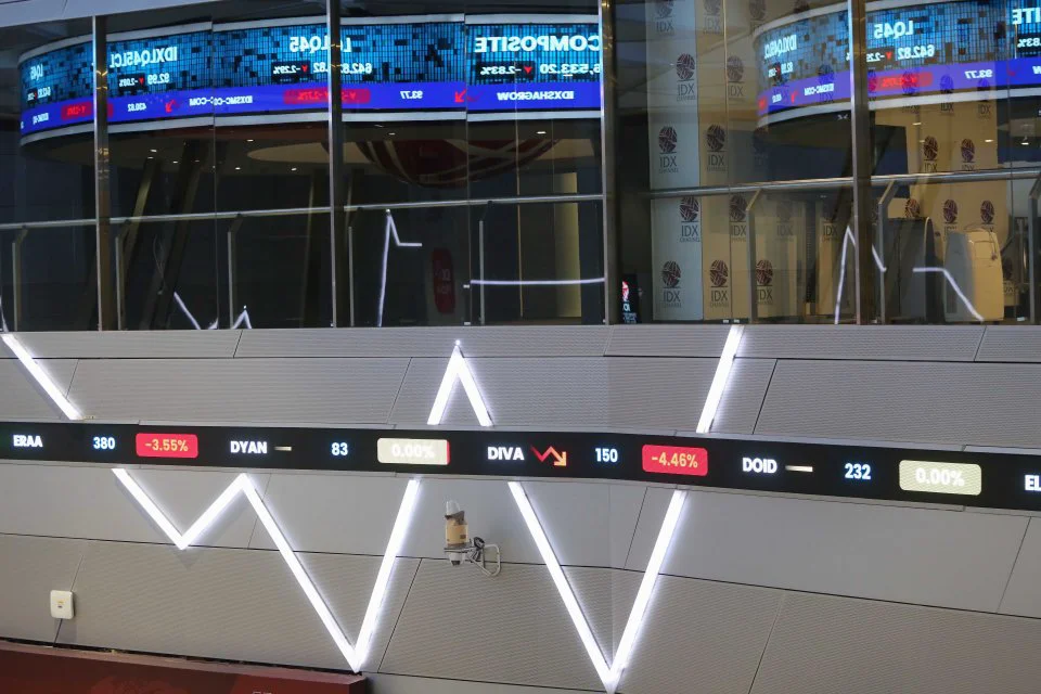 Latest Program: IHSG Diprediksi Naik, Analis Rekomendasikan Saham BBCA, ASII, hingga TLKM