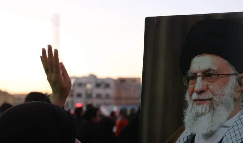 New Policy: RI Cuma Kirim Dubes Hadiri Pemakaman Khamenei, Dino: Menyepelekan Undangan