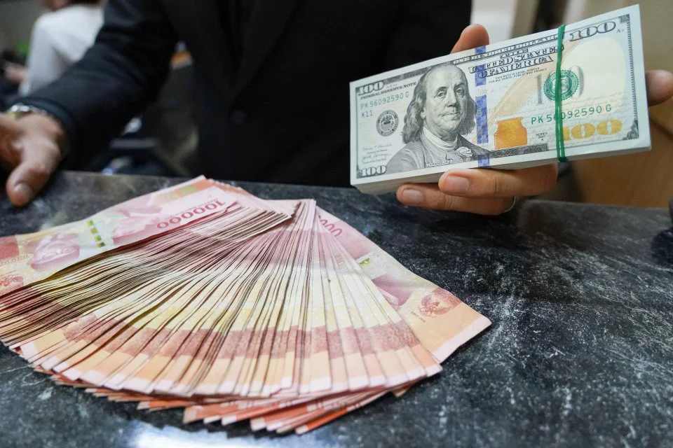 Rupiah Diramal Menguat Terbatas di Tengah Sentimen Global