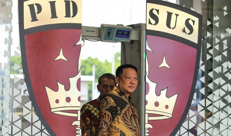 Eks Jampidsus Febrie Belum Putuskan Ajukan Praperadilan, Fokus Hadapi Kasus TPPU