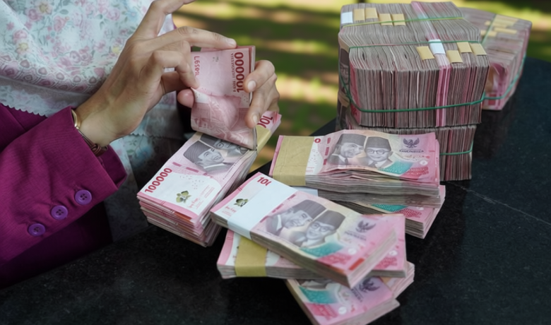 Special Plan: Rupiah Awal Pekan Ini Kembali Melemah, Data Ekonomi AS jadi Penentu