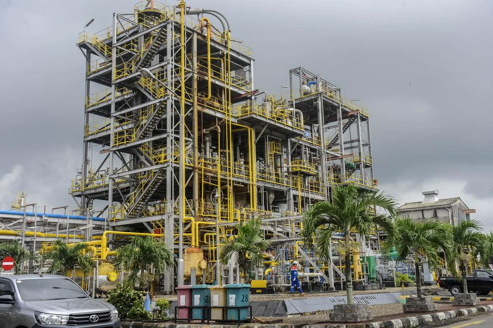 Harga Minyak Naik Jadi US$ 83 per Barel Usai Iran Serang Target di Selat Hormuz