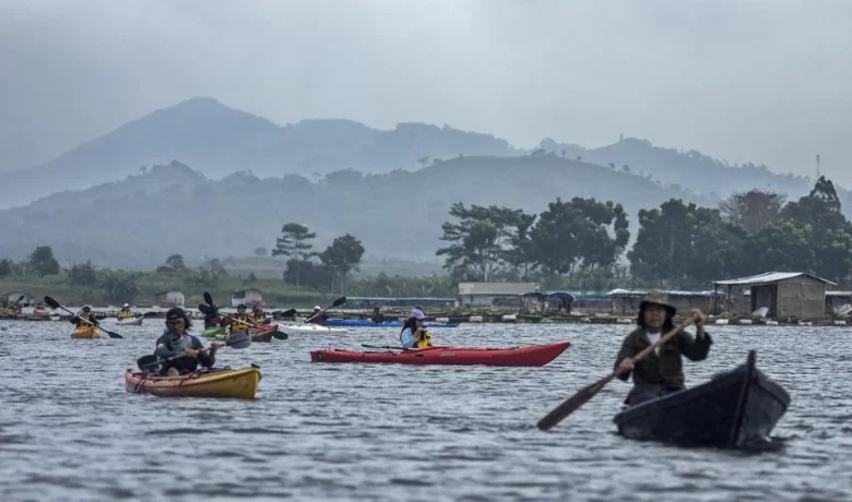 Kejar Target 30 GW PLTS, Pemerintah Tandai 9.000 Hektare Lahan Negara dan Waduk