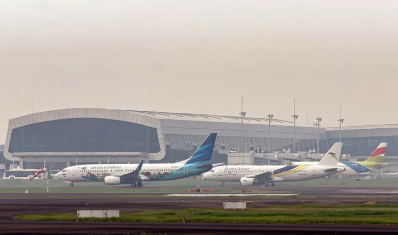 Kemenhub Turunkan Fuel Surcharge Tiket Pesawat Maksimal 30% per 1 Agustus 2026
