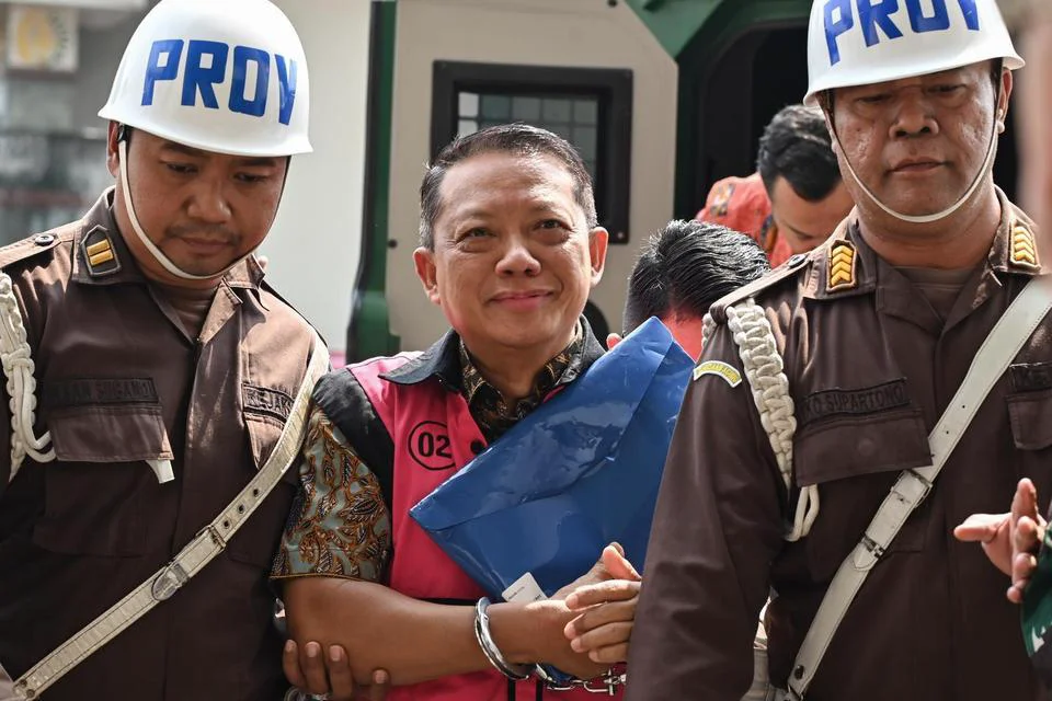 Bukan Emas 74 kg, Eks Jampidsus Tuntut Pengembalian Sitaan Dokumen Pribadi