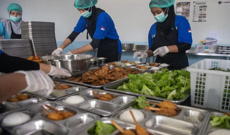 Purbaya Tegaskan Anggaran MBG 2027 Rp 240 Triliun, Bukan Rp 480 Triliun