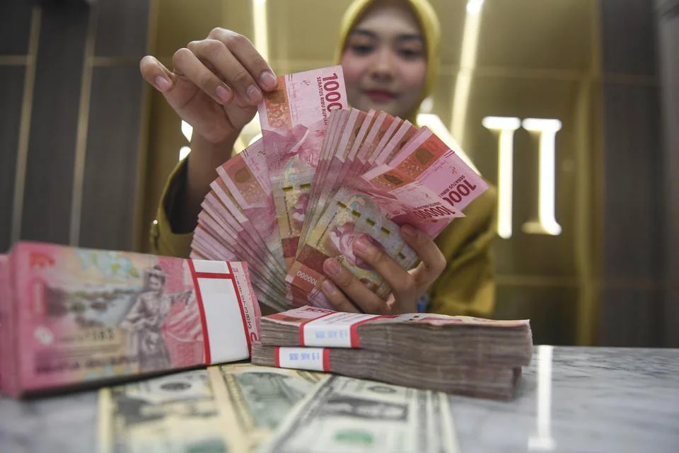 Rupiah Diproyeksi Menguat Hari Ini, Pasar Sambut Harapan Damai Timur Tengah