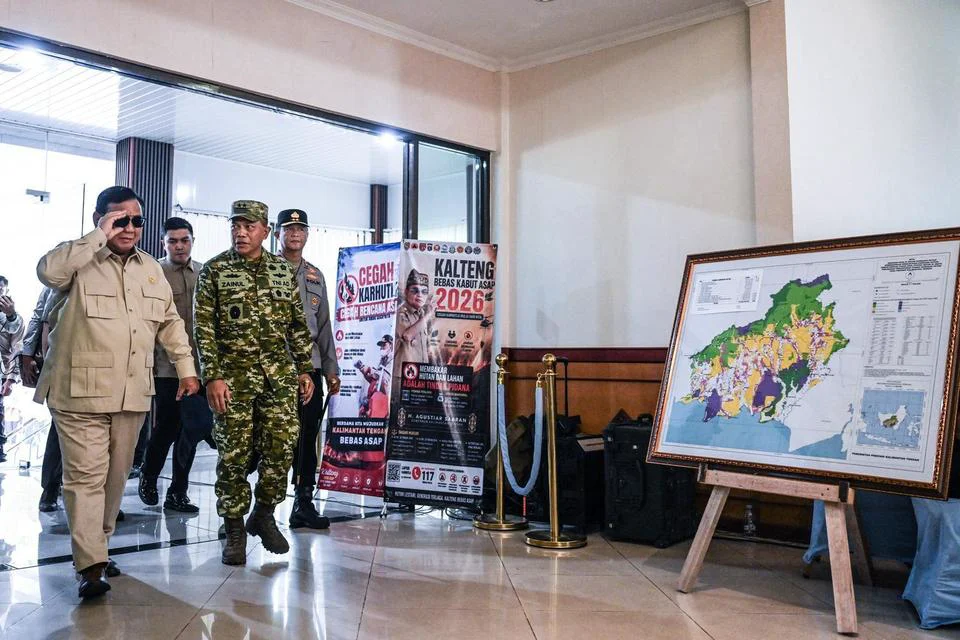 Prabowo Yakin Karhutla Segera Teratasi, Siap Tambah Helikopter dan Peralatan