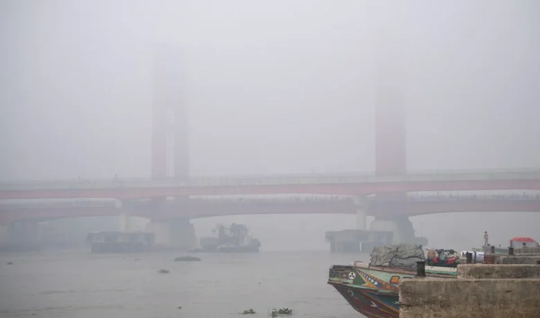 [Foto] Kabut Asap Selimuti Palembang hingga Pontianak Imbas Kebakaran Hutan
