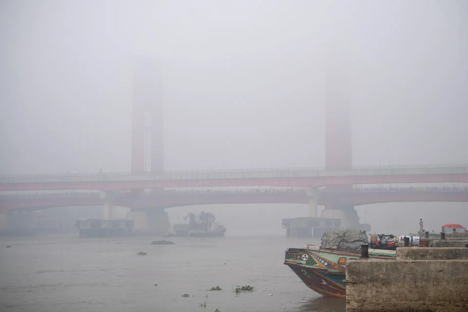 [Foto] Kabut Asap Selimuti Palembang hingga Pontianak Imbas Kebakaran Hutan