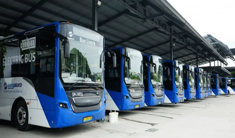 Kejar Pasok Bus Listrik Transjakarta, DAMRI Ajukan Pinjaman ADB Rp672 Miliar