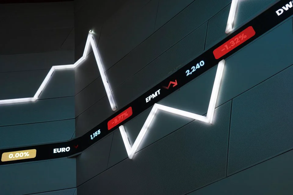 IHSG Berpeluang Naik, Saham ICBP, CDIA hingga DSSA Jadi Jagoan Analis