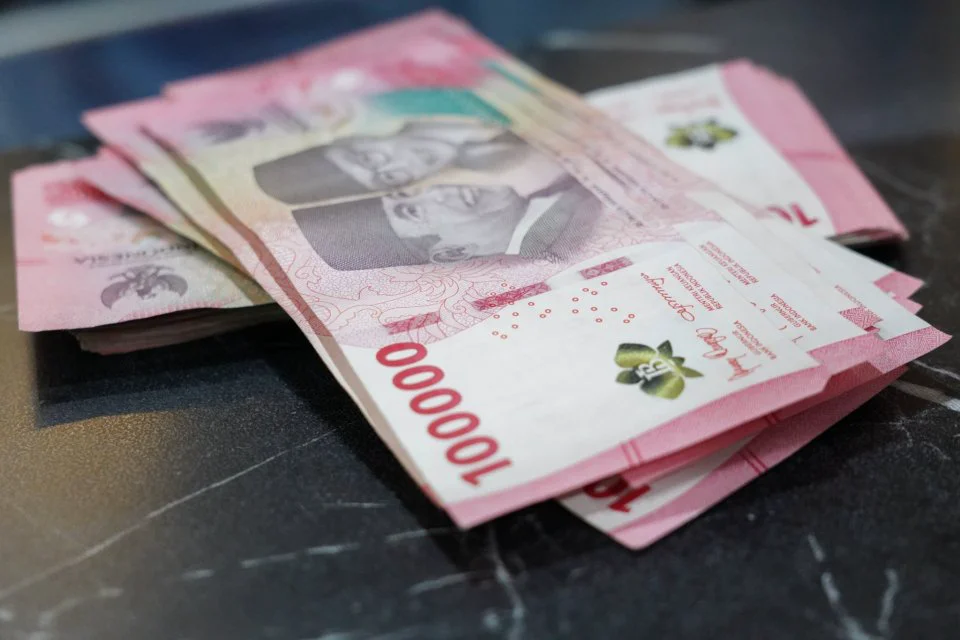 Rupiah Diprediksi Menguat ke Rp 17.750-Rp 17.850 per Dolar AS Hari Ini