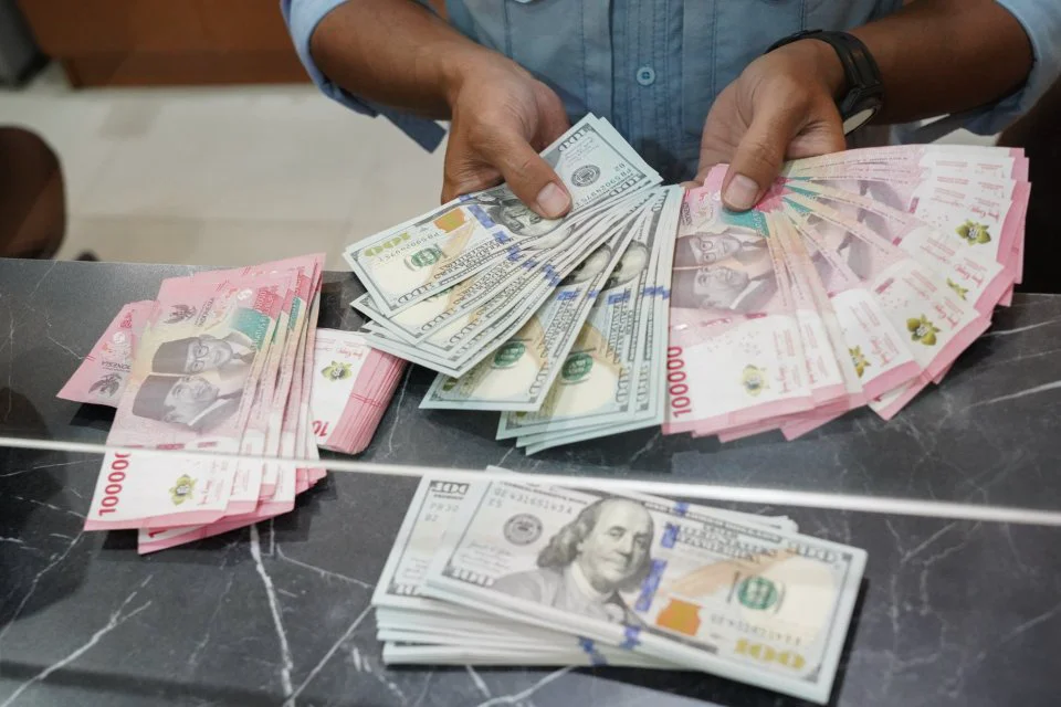 Rupiah Loyo ke 17.928 di Tengah Ekspektasi Kenaikan Bunga The Fed