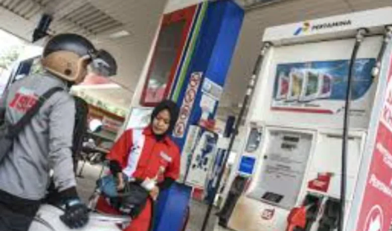 Bahlil: Pembatasan Pertalite untuk Masyarakat Kaya Masih dalam Tahap Kajian