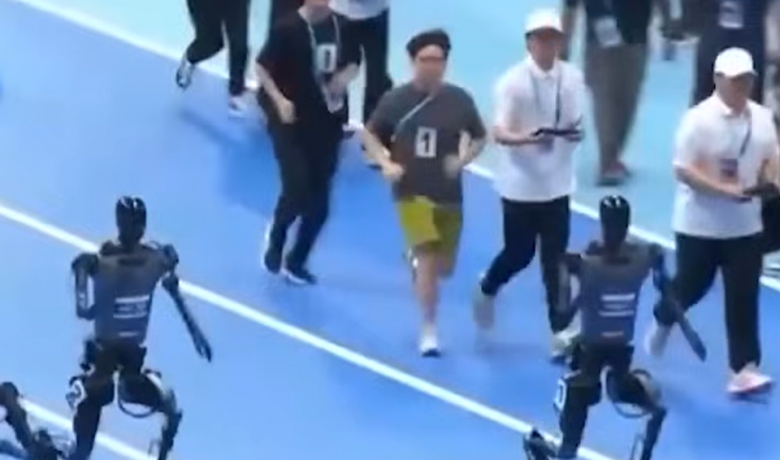 Robot Cina Lari 100 Meter 9,39 Detik, Kalahkan Rekor Atlet Usain Bolt