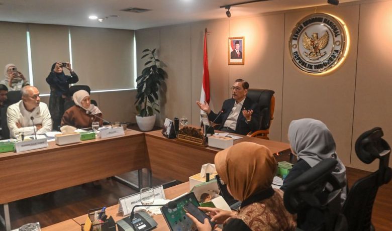 Skema Perlinsos Digital Sasar 50 Juta Masyarakat Desil 1-5, Data Dibenahi