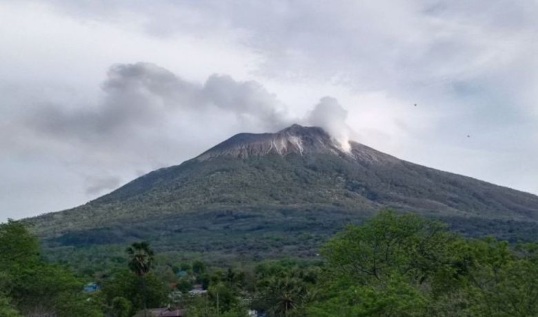 Bandara Wunopito NTT Masih Ditutup Imbas Abu Vulkanik Gunung Lewotolok
