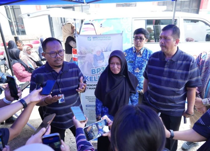 Layanan_BPJS_Keliling_di_Puskesmas_Warnasari_Kecamatan_Pangaleng-2026_09_18-20_04_30_14a3bd8b3b4f89f441c4a72e004c05a9_960x640_thumb