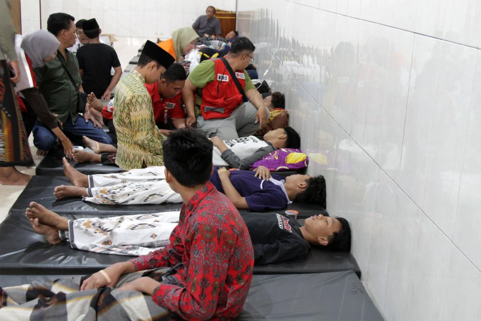 DPR Minta Pemerintah Tanggung Biaya Medis Korban Keracunan MBG