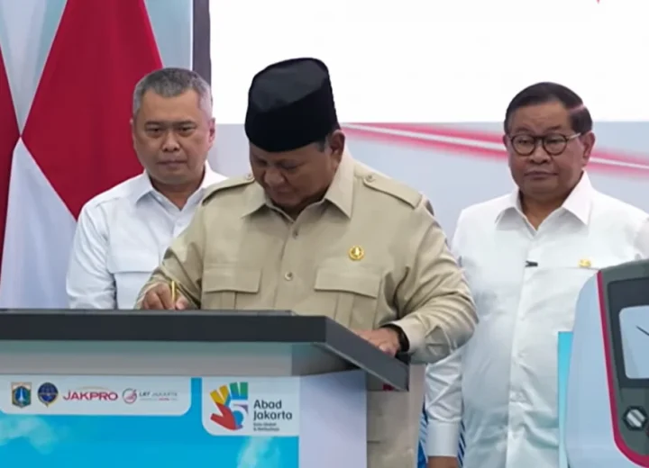 Presiden_prabowo_Subianto_Gubernur_Jakarta_Pramono_Anung_dan_Men-2026_09_16-15_53_51_d72d96251389d0adcc5969f6478dd249_960x640_thumb