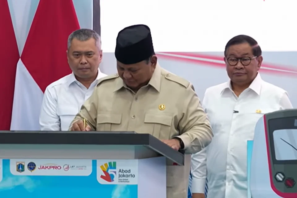 Presiden_prabowo_Subianto_Gubernur_Jakarta_Pramono_Anung_dan_Men-2026_09_16-15_53_51_d72d96251389d0adcc5969f6478dd249_960x640_thumb