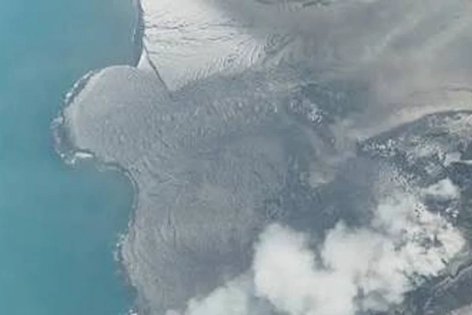 Update_erupsi_Krakatau_terkini-2026_09_08-13_19_48_6de43f908df32092cd21323bac14d616_960x640_thumb