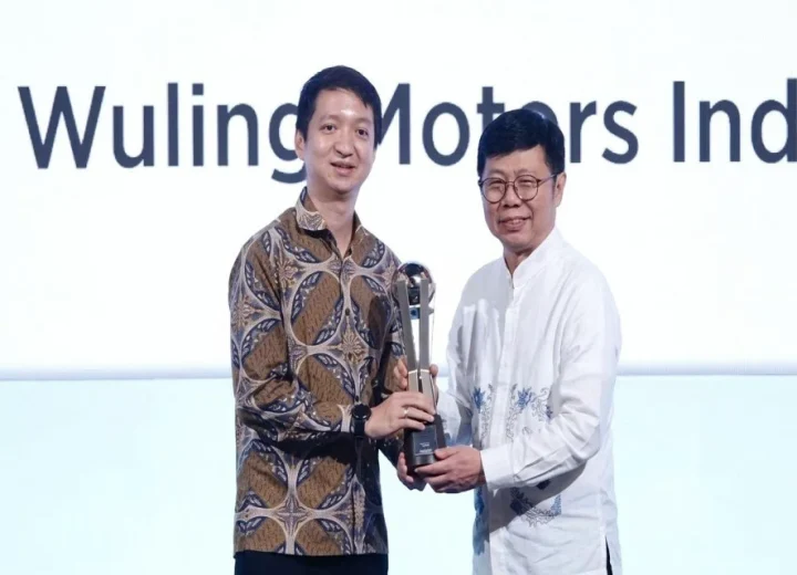 Wuling_Terima_Penghargaan_KESGI_Awards_2026-2026_09_17-19_24_10_6781e788948232a64070d345fca9b295_960x640_thumb
