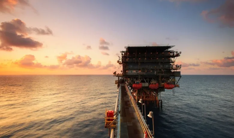 Harga Minyak Tembus US$ 100 per Barel Lagi, Perang AS-Iran dan Cina Jadi Pemicu